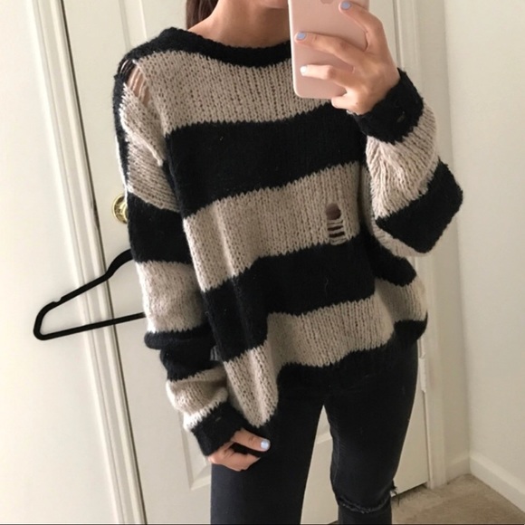 Zara Sweaters - ZARA stripper knit ripped sweater